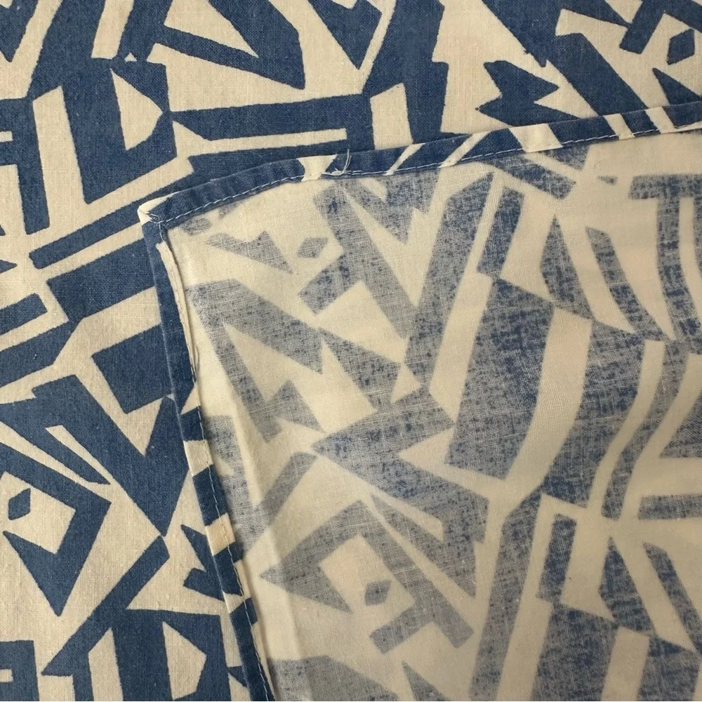 Set of Two Anthropologie Abstract Printed Cotton Napkins Blue, White 20.25
